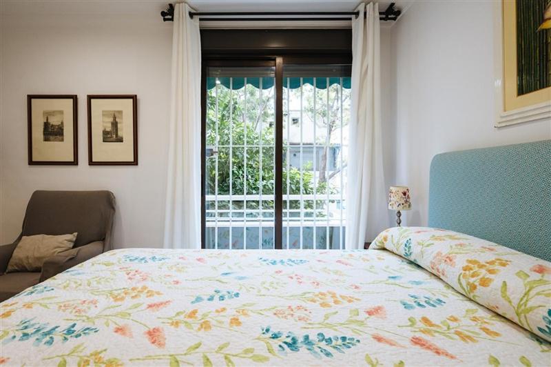 Apartamento Atanasio Barron- Free Parking Севилья Экстерьер фото