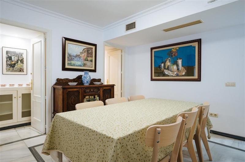 Apartamento Atanasio Barron- Free Parking Севилья Экстерьер фото